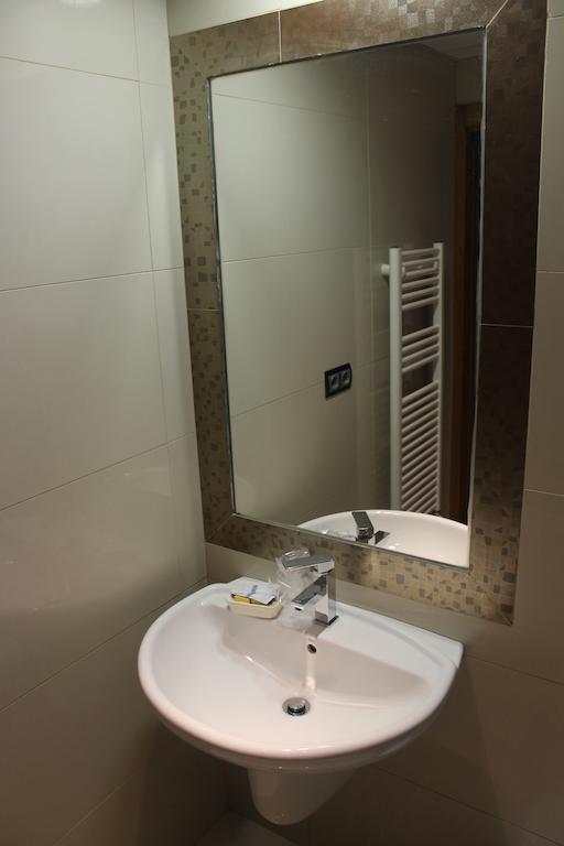 Hostal Burbia Вилафранка дел Биерсо Стая снимка